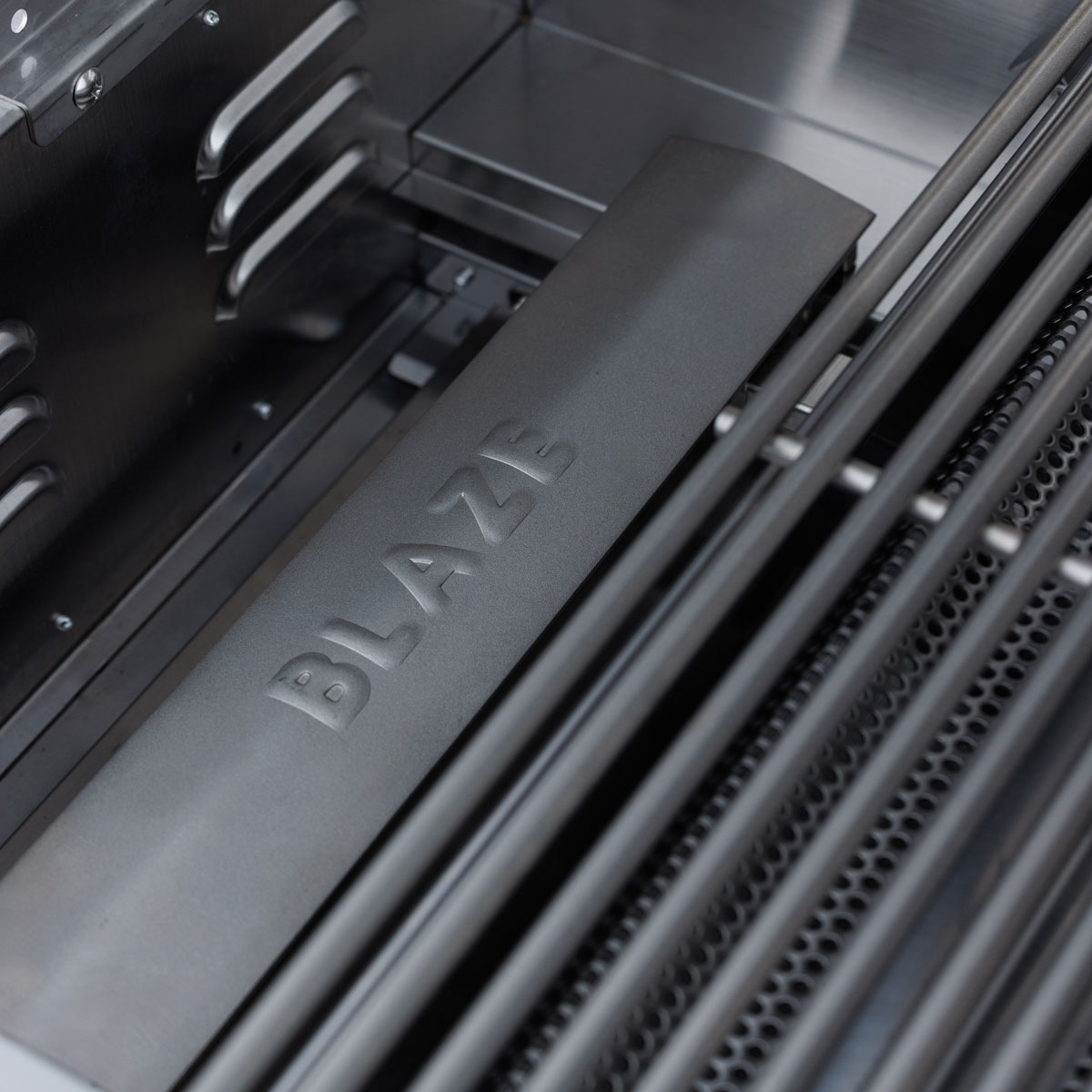 BLZ-4BCM-BURNER-DETAIL_1200x1200