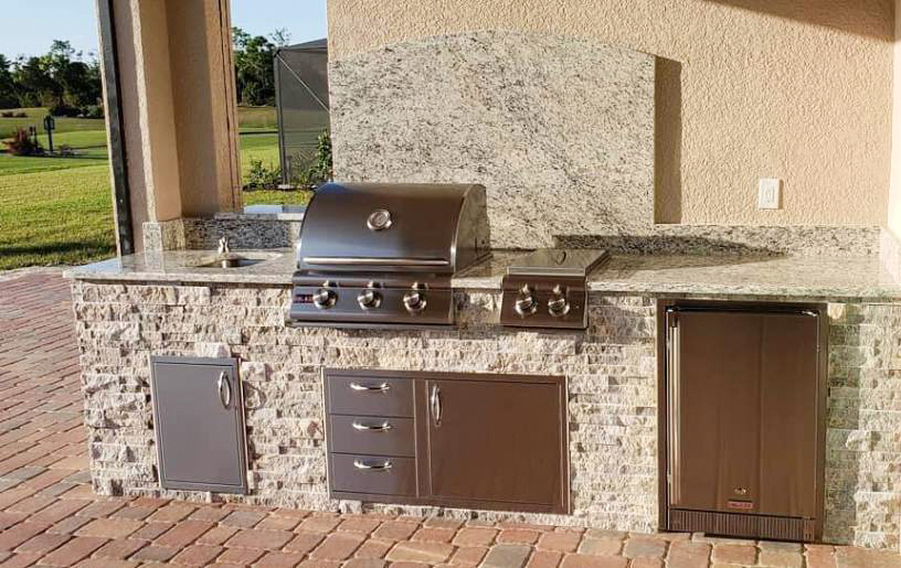 the ultimate guide to building an outdoor kitchen